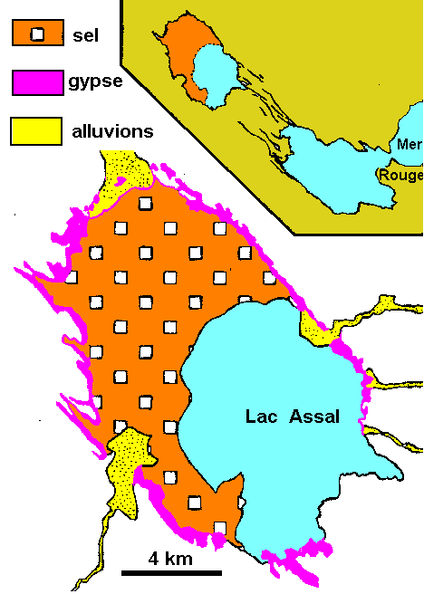Figure 4: Le Lac Assal. L'eau de mer circule le long des fissures depuis le golfe marin